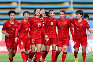 Các tuyển thủ bóng đá nữ Việt Nam trước trận đấu với Bồ Đào Nha 