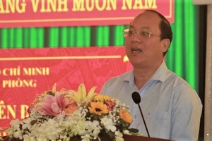 Đồng chí Nguyễn Hồ Hải, Phó Bí thư Thành ủy TPHCM phát biểu tại hội nghị