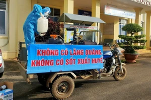 Tập trung phòng chống dịch bệnh sốt xuất huyết tại huyện Di Linh. Ảnh: Lâm Đồng Online