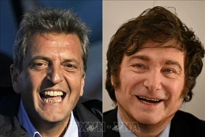 Các ứng viên tranh cử Tổng thống Argentina Sergio Massa (trái) và Javier Milei (phải). Ảnh: AFP/TTXVN