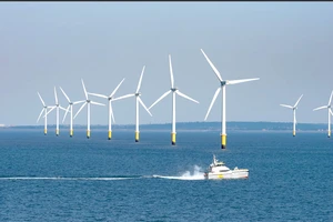 Nguồn năng lượng gió ngoài khơi của Vương quốc Anh. Ảnh: GETTY IMAGES