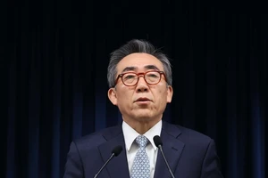 Bộ trưởng Bộ Ngoại giao Hàn Quốc Cho Tae-yul cam kết sẽ tiếp tục hỗ trợ Ukraine