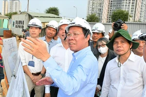 Chủ tịch UBND TPHCM Phan Văn Mãi: Khẩn trương đẩy nhanh tiến độ thi công nút giao thông An Phú
