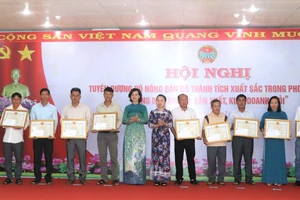 Bình Phước: Tuyên dương 112 hộ nông dân sản xuất, kinh doanh giỏi 