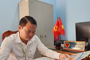 Nhật báo SGGP đến với cán bộ xã Mã Đà, huyện Vĩnh Cửu, tỉnh Đồng Nai