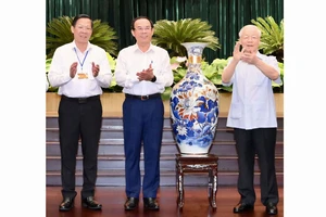 Tổng Bí thư Nguyễn Phú Trọng với những nghị quyết đột phá cho TPHCM