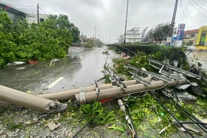 Lãnh đạo Lào gửi điện thăm hỏi về cơn bão số 3 gây nhiều thiệt hại ở Việt Nam