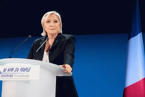 Bà Marine Le Pen từ chức lãnh đạo đảng FN nhằm tập trung hơn cho cuộc tranh cử tổng thống Pháp