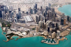 Khu vực ngoại giao ở thủ đô Doha của Qatar nhìn từ trên không. Ảnh: REUTERS