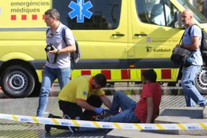 Tây Ban Nha: Xe tải đâm khách bộ hành, ít nhất 13 người chết