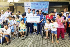 Saigonbank tổ chức đi bộ gây quỹ từ thiện