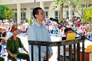 Bị cáo Nguyễn Trung Hoàng tại phiên tòa