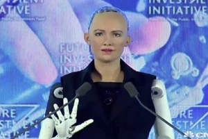 Tranh cãi về robot được cấp quyền công dân