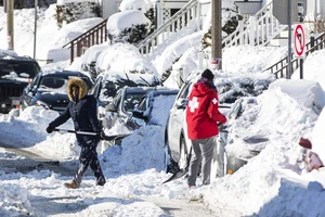 Tuyết dày đặc ở thành phố Boston (Mỹ) trong mùa đông lạnh kỷ lục