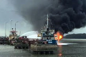Vụ cháy tàu Hải Hà 18 gây thiệt hại khoảng hơn 7 tỷ đồng và ảnh hưởng xấu đến môi trường