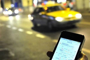 Quảng Châu đẩy mạnh việc giám sát tài xế taxi 