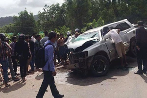 Tai nạn giao thông nghiêm trọng, hoàng thân Campuchia Norodom Ranariddh bị thương, phu nhân qua đời 