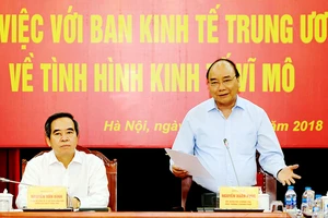 Thủ tướng Nguyễn Xuân Phúc phát biểu tại buổi làm việc với Ban Kinh tế Trung ương
