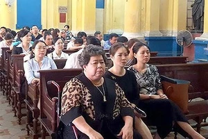 Bà Hứa Thị Phấn tiếp tục bị khởi tố