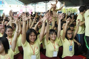 Hơn 10.000 học sinh TPHCM tham gia hội trại truyền thống