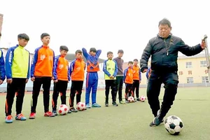 Trung Quốc đưa thể dục vào môn tuyển sinh trung học