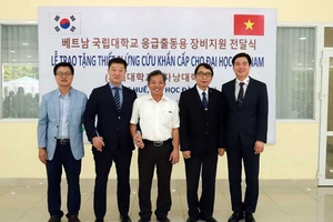 Hiệp hội cứu hộ Hàn Quốc và Công ty ATOMY hỗ trợ xe máy cứu hộ y tế tại Việt Nam