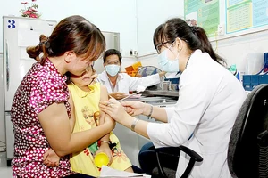 Việt Nam sắp có vaccine phòng sốt xuất huyết