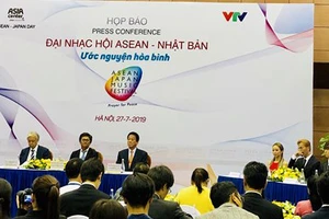 Đại nhạc hội ASEAN - Nhật Bản - vì một thế giới hòa bình trong thời đại mới