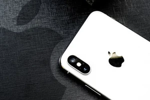 Apple mất thêm thị phần smartphone