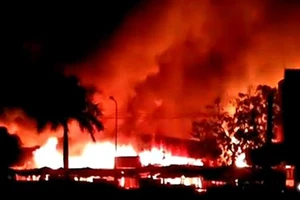 Cháy chợ Bình Long, thiệt hại gần 3 tỷ đồng