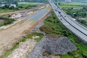 Cao tốc Trung Lương - Mỹ Thuận: Đã có vốn nhưng vẫn lo