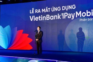 Chủ tịch HĐQT VietinBank Lê Đức Thọ phát biểu tại Lễ ra mắt “Ứng dụng VietinBank iPay Mobile phiên bản mới”