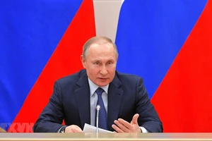 Tổng thống Nga ký sắc lệnh về trưng cầu dân ý