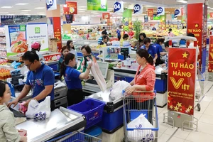 Hàng Việt hiện chiếm trên 90% trong hệ thống Co.opmart (ảnh chụp tháng 6-2020)