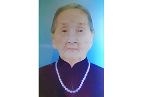 Mẹ Việt Nam anh hùng Huỳnh Thị Hưởng