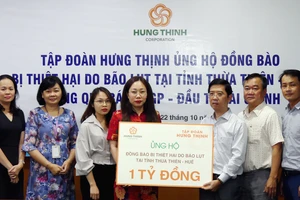 Tập đoàn Hưng Thịnh ủng hộ chương trình "Cùng chia sẻ người dân vùng lũ miền Trung" của báo SGGP 1 tỷ đồng