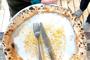 Phần còn lại của chiếc pizza gây phẫn nộ trên mạng
