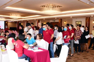 Khách sạn Rex hưởng ứng tham gia Chương trình hiến máu tình nguyện của Tổng Công ty Saigontourist