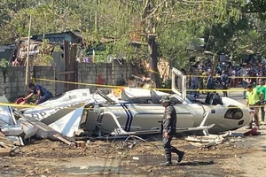 Myanmar: Rơi máy bay quân sự, 12 người chết
