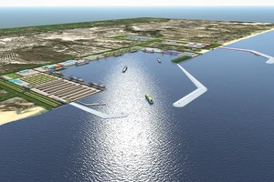 Quảng Trị trao quyết định chủ trương đầu tư dự án Trung tâm điện khí LNG Hải Lăng trị giá 2,3 tỷ USD