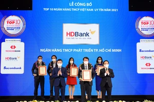 Kinh doanh hiệu quả, đồng hành cùng nền kinh tế vượt Covid-19, HDBank khẳng định vị thế top 5 ngân hàng uy tín nhất Việt Nam