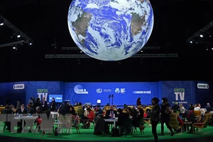 Đại biểu dự Hội nghị COP26 tại Glasgow, Scotland ngày 2-11-2021. Ảnh: TTXVN