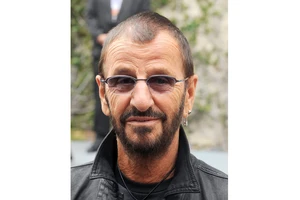 Ringo Starr nhận bằng danh dự của trường âm nhạc