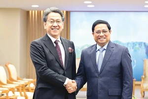 Thủ tướng Phạm Minh Chính tiếp Chủ tịch Hội đồng Quản trị Ngân hàng Hợp tác quốc tế Nhật Bản Maeda Tadashi. Ảnh: TTXVN
