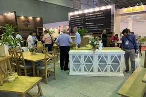 Khai mạc Hội chợ quốc tế Đồ gỗ & Mỹ nghệ xuất khẩu Việt Nam