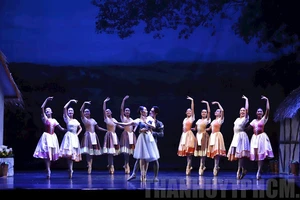 Cảnh trong vở ballet Giselle của HBSO. Ảnh: Thanhuytphcm