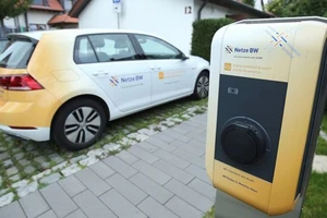 Đức đầu tư lớn cho trạm sạc pin xe điện