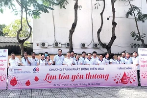 Phát động CBCNV tham gia hiến máu tình nguyện trong sự kiện Tuần lễ hồng năm 2022