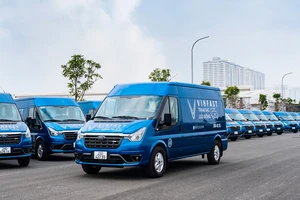 Những chiếc xe Mobile Charging của VinFast đang thu hút sự chú ý lớn trong cộng đồng người sử dụng ô tô tại Việt Nam