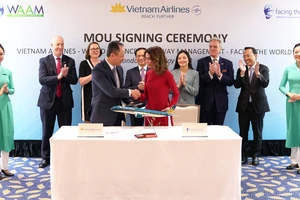 Vietnam Airlines đã ký kết hợp tác với tổ chức thiện nguyện Facing The World và Liên minh thế giới về quản lý đường thở trong lĩnh vực đào tạo y tế, chăm sóc sức khỏe cộng đồng